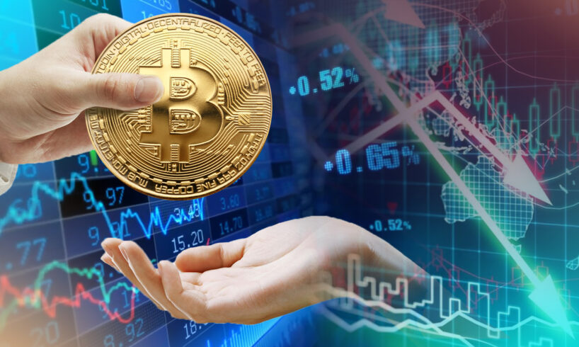 Падение BTC до десятимесячного минимума: аналитики рекомендуют покупать криптовалюту - фото Падение BTC до десятимесячного минимума: аналитики рекомендуют покупать криптовалюту
